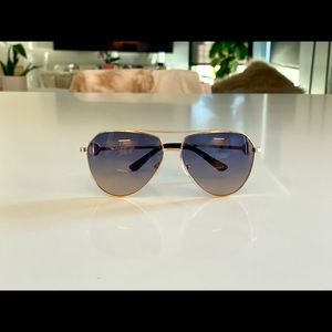 Gold framed Guess Aviators
